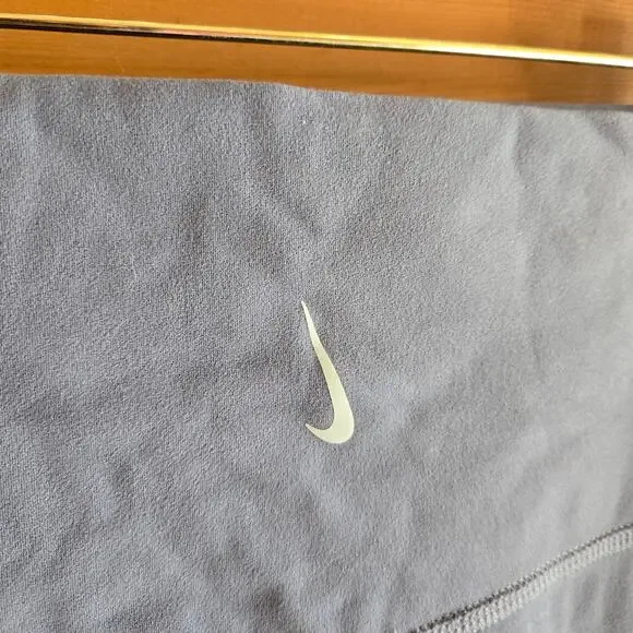 Nike Yoga Short Luxe High Waisted Training Biker Blue Violet Soft Pull On Gym M - Picture 4 of 6